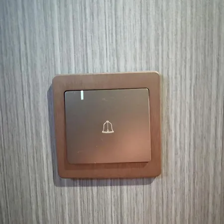 Hennessy Hotel-2