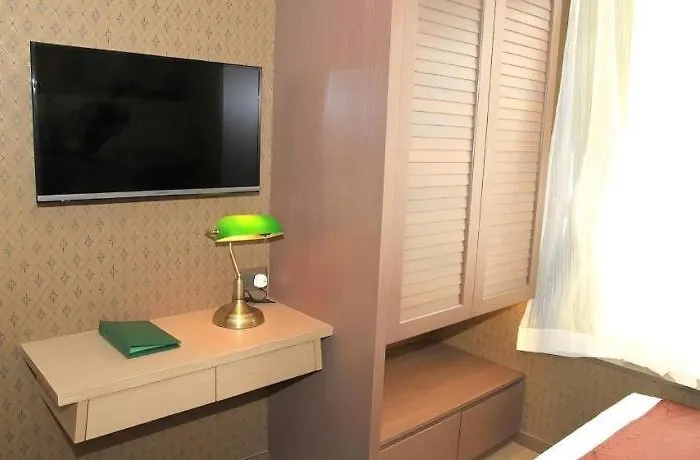 Largos Hotel Hong Kong